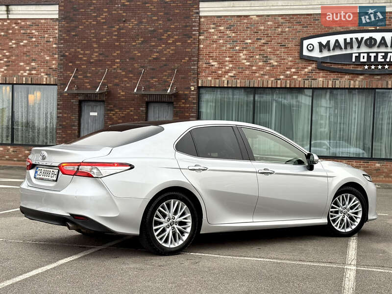 Седан Toyota Camry 2017 в Киеве фото 17 Седан Toyota Camry 2017 в Киеве