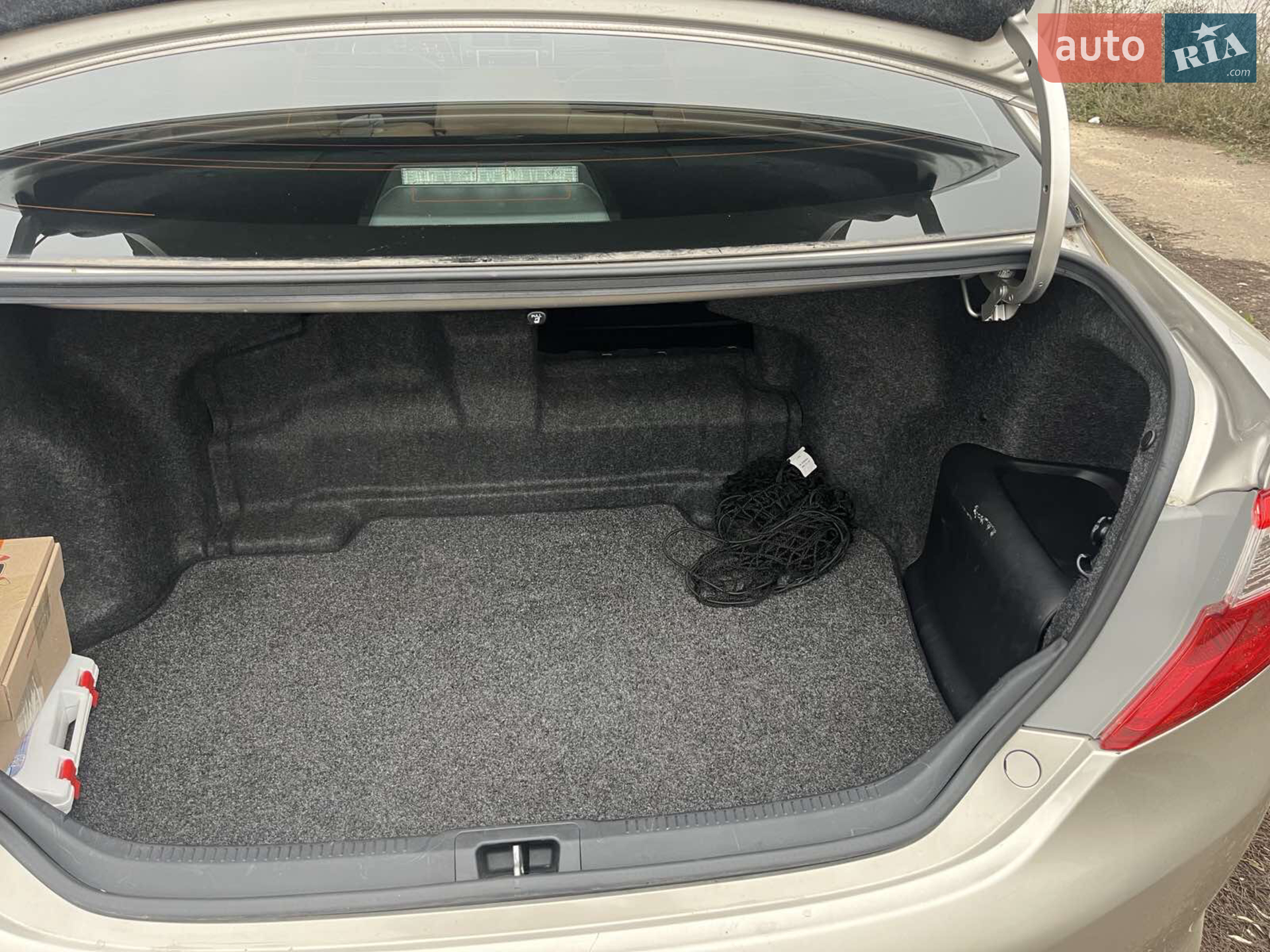 2013 Toyota Camry - мініатюра 9