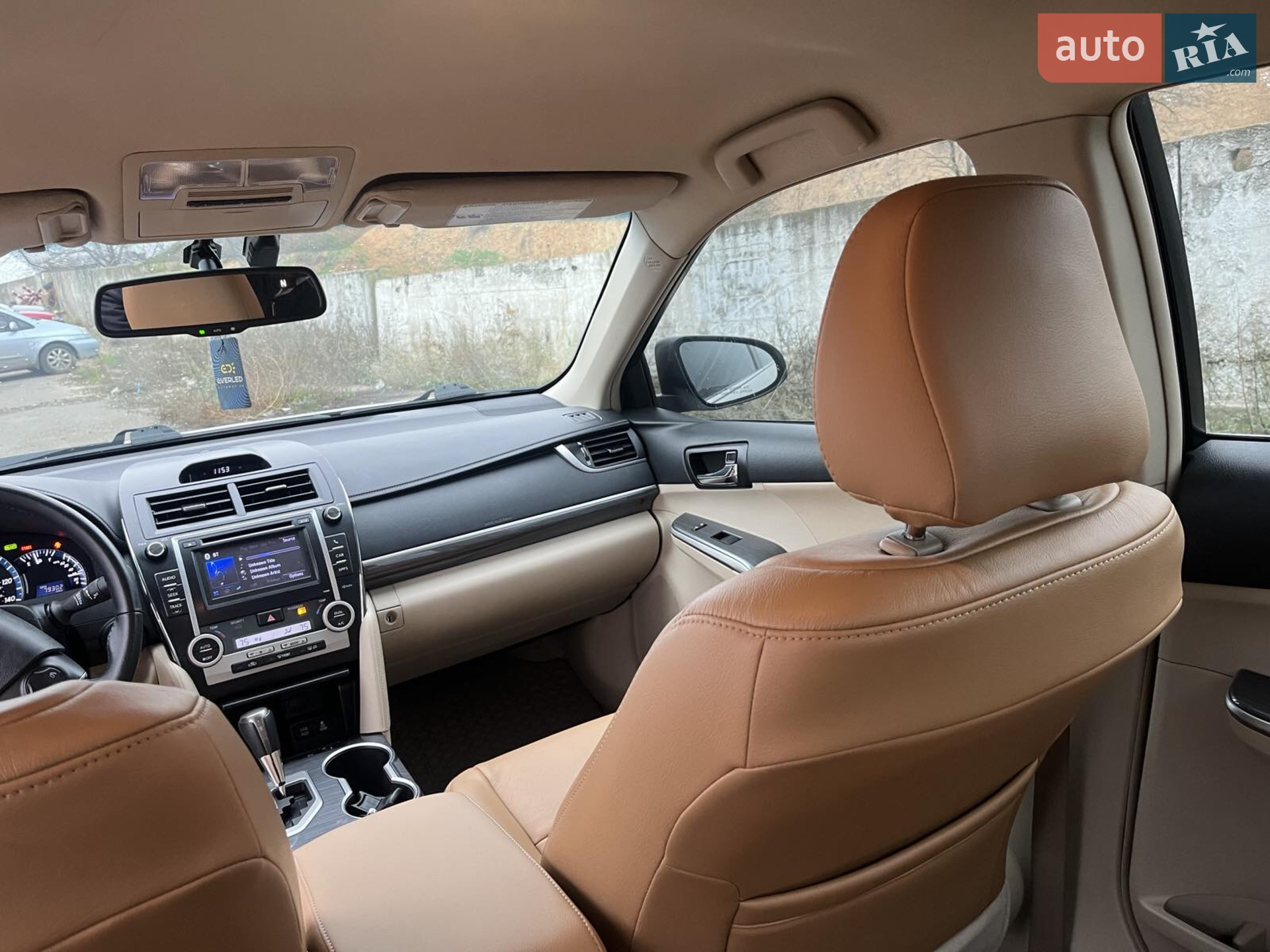 2013 Toyota Camry - мініатюра 16