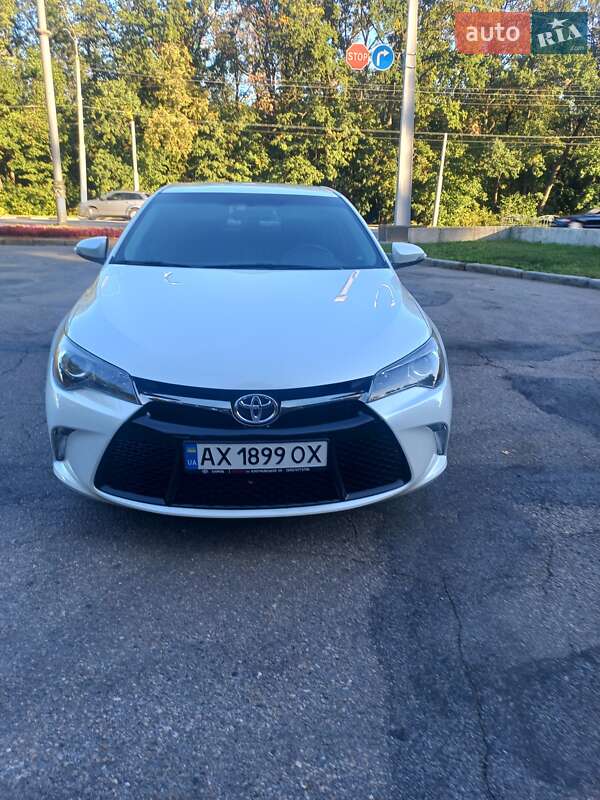 Toyota Camry 2017