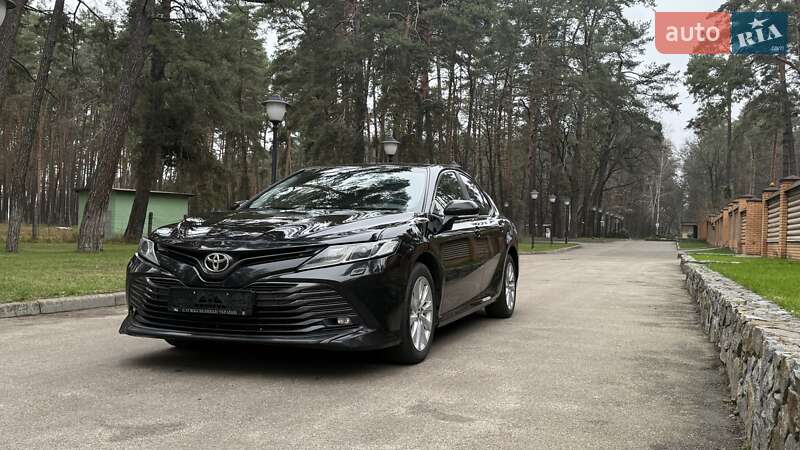 Седан Toyota Camry 2019 в Киеве фото 17 Седан Toyota Camry 2019 в Киеве