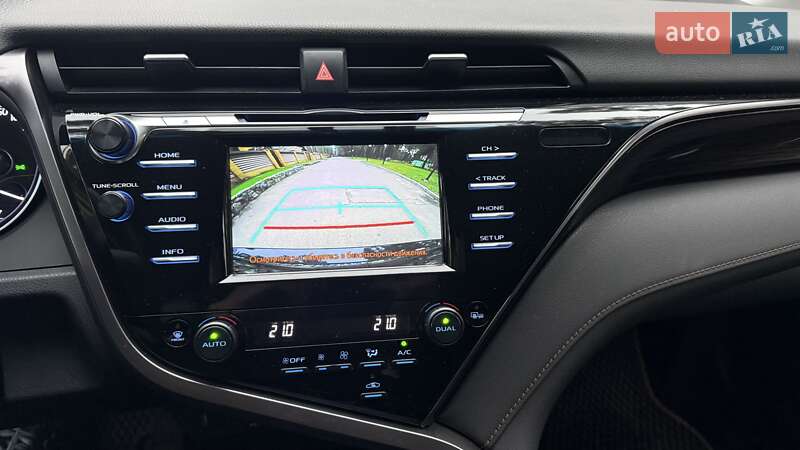 Седан Toyota Camry 2019 в Киеве фото 27 Седан Toyota Camry 2019 в Киеве