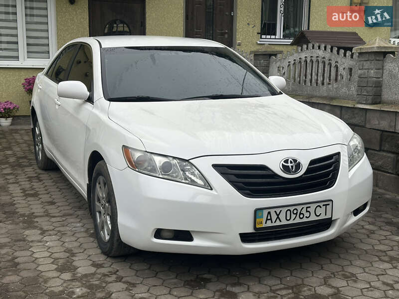 Toyota Camry 2008
