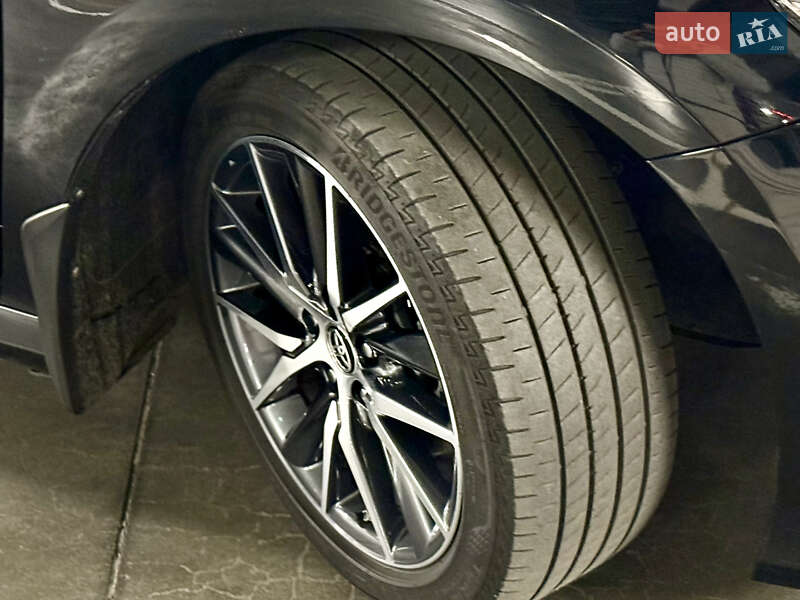 Седан Toyota Camry 2021 в Харкові