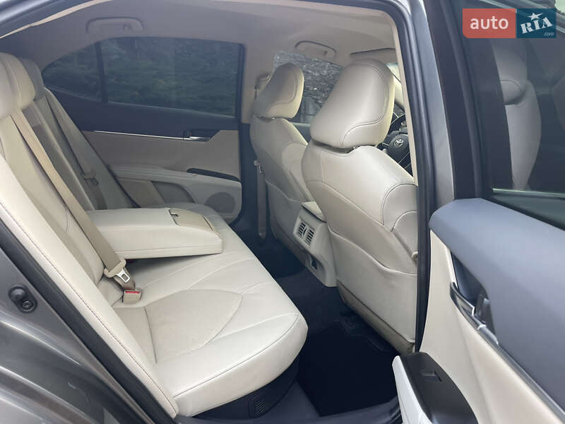 Седан Toyota Camry 2023 в Ровно фото 24 Седан Toyota Camry 2023 в Ровно