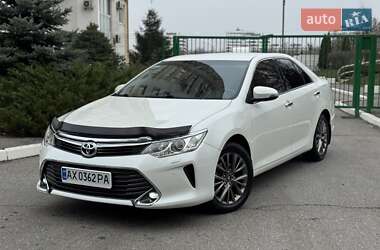 Седан Toyota Camry 2015 в Харкові
