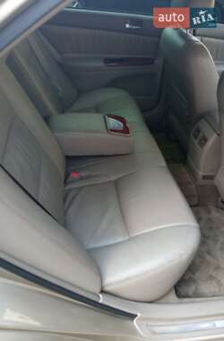 Седан Toyota Camry 2005 в Киеве
