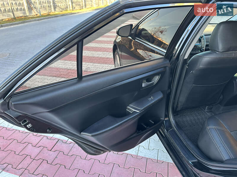 Седан Toyota Camry 2014 в Києві фото 20 Седан Toyota Camry 2014 в Києві
