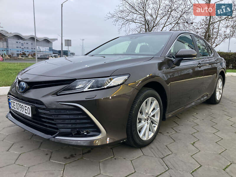 Седан Toyota Camry 2023 в Одессе