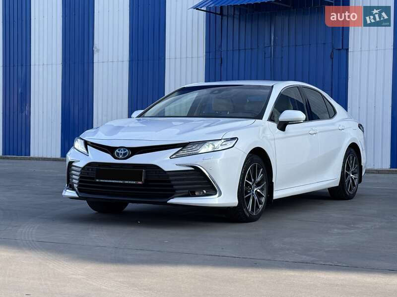 Седан Toyota Camry 2021 в Одесі