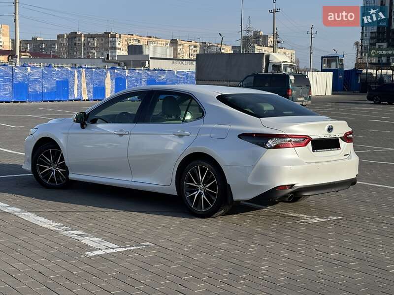 Седан Toyota Camry 2021 в Одесі