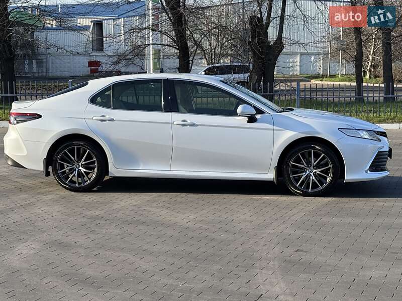 Седан Toyota Camry 2021 в Одесі