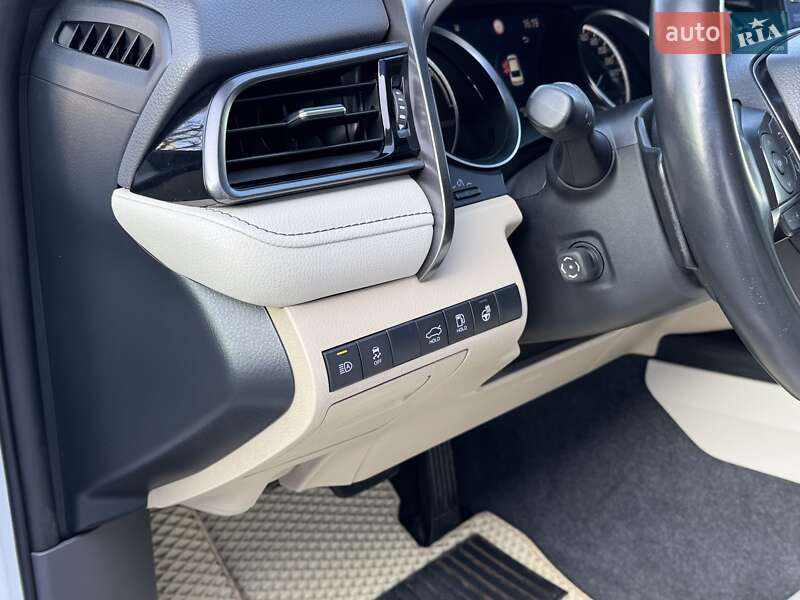 Седан Toyota Camry 2021 в Одесі