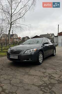 Седан Toyota Camry 2007 в Луцке