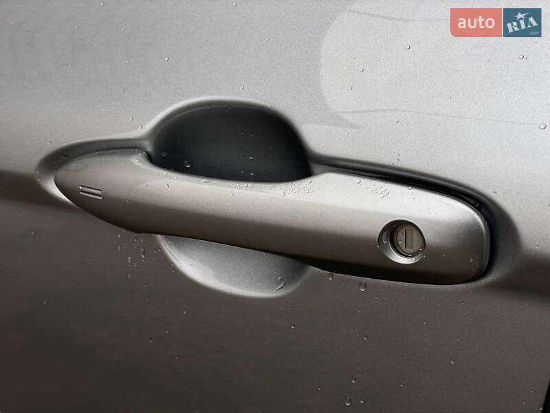 Седан Toyota Camry 2020 в Киеве фото 19 Седан Toyota Camry 2020 в Киеве