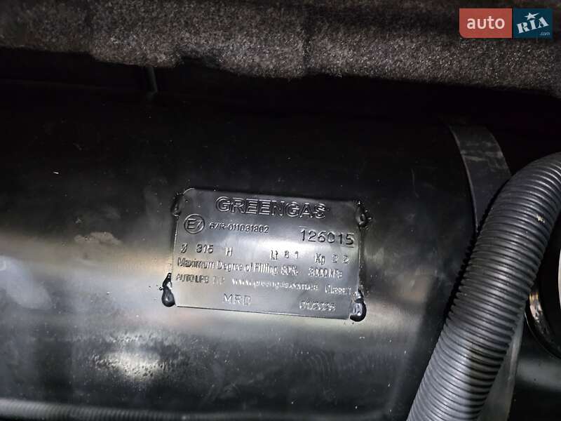 Седан Toyota Camry 2015 в Киеве фото 13 Седан Toyota Camry 2015 в Киеве