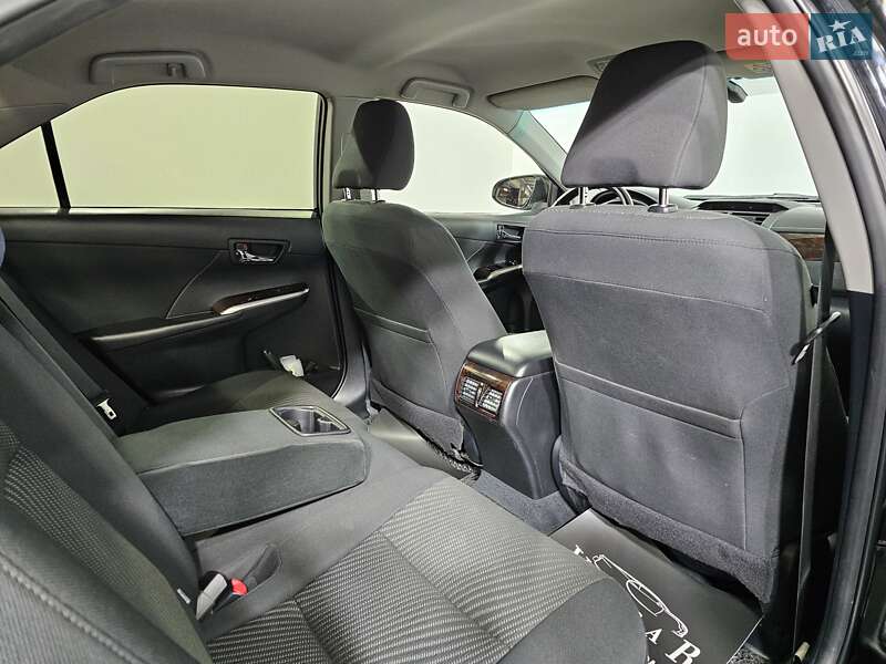 Седан Toyota Camry 2015 в Киеве фото 16 Седан Toyota Camry 2015 в Киеве