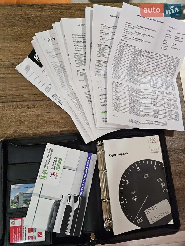 Седан Toyota Camry 2015 в Киеве документ 2 фото Седан Toyota Camry 2015 в Киеве документ