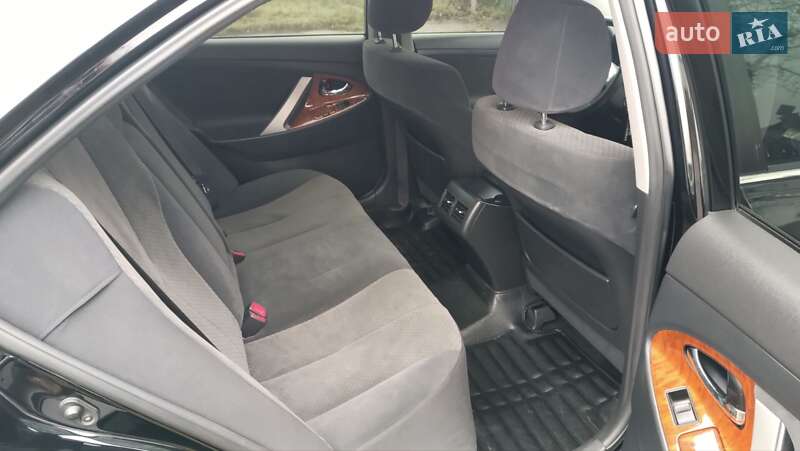 Седан Toyota Camry 2008 в Барышевке