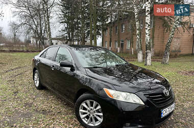 Седан Toyota Camry 2008 в Звенигородке