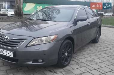 Седан Toyota Camry 2007 в Черкасах