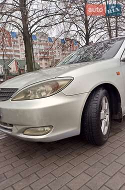 Седан Toyota Camry 2004 в Білій Церкві