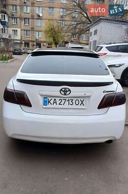Седан Toyota Camry 2006 в Києві