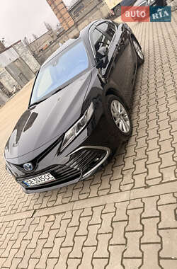 Седан Toyota Camry 2021 в Черновцах