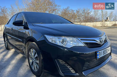 Седан Toyota Camry 2012 в Кременчуге