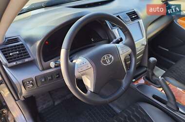 Седан Toyota Camry 2007 в Харькове