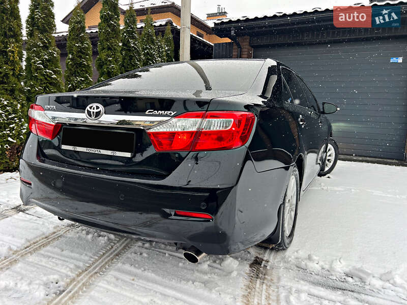 Седан Toyota Camry 2011 в Киеве фото 63 Седан Toyota Camry 2011 в Киеве