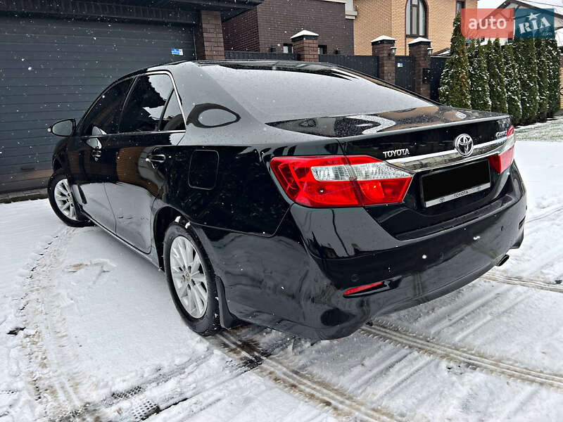 Седан Toyota Camry 2011 в Киеве фото 65 Седан Toyota Camry 2011 в Киеве