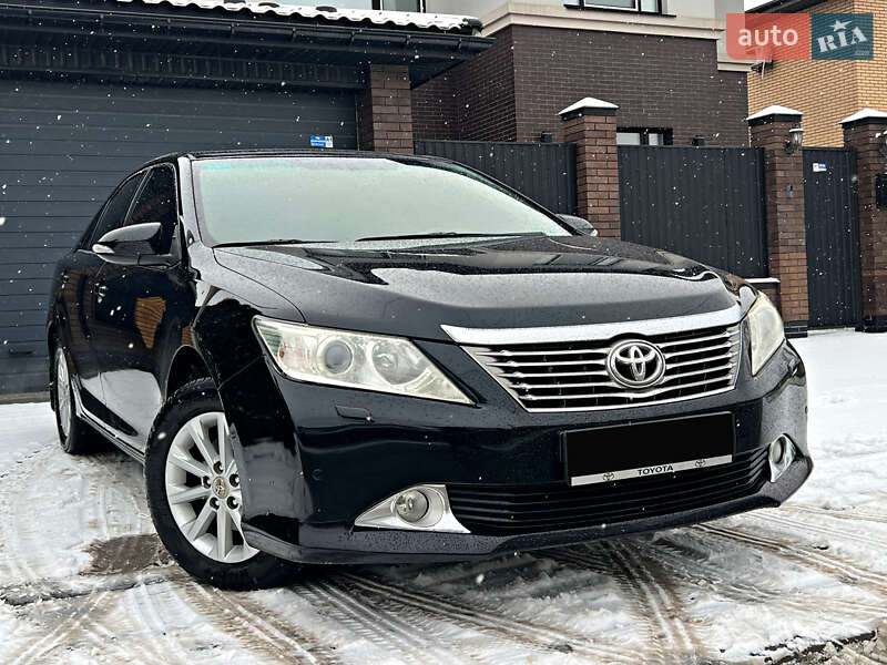 Седан Toyota Camry 2011 в Киеве фото 93 Седан Toyota Camry 2011 в Киеве