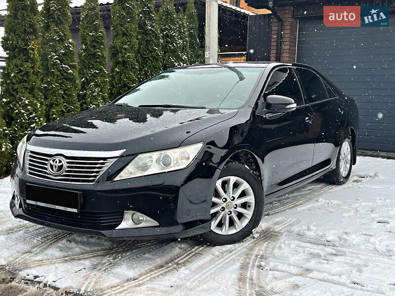 Седан Toyota Camry 2011 в Киеве фото 84 Седан Toyota Camry 2011 в Киеве