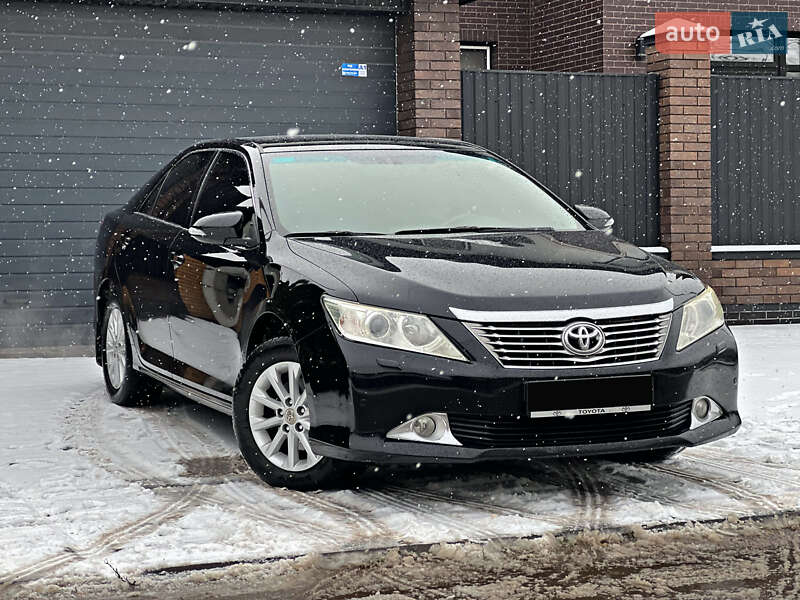 Седан Toyota Camry 2011 в Киеве фото 17 Седан Toyota Camry 2011 в Киеве