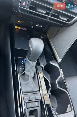 Седан Toyota Camry 2024 в Ивано-Франковске