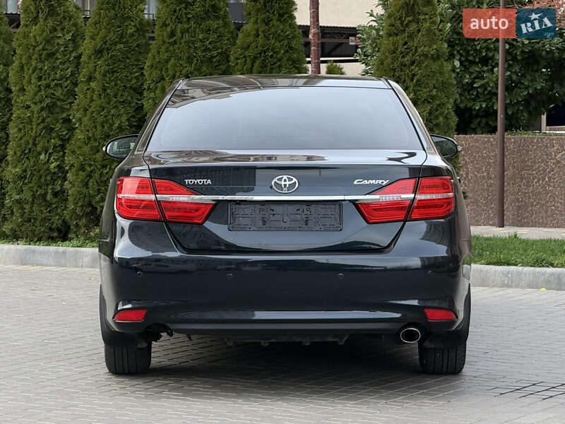 Седан Toyota Camry 2015 в Одессе