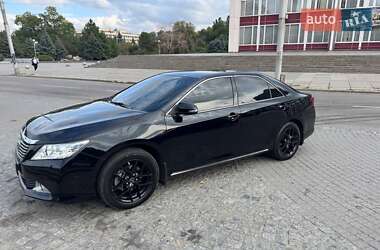 Седан Toyota Camry 2013 в Запорожье
