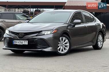 Седан Toyota Camry 2017 в Одесі