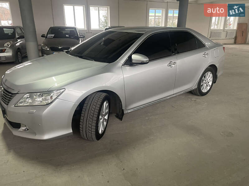 Toyota Camry 2013