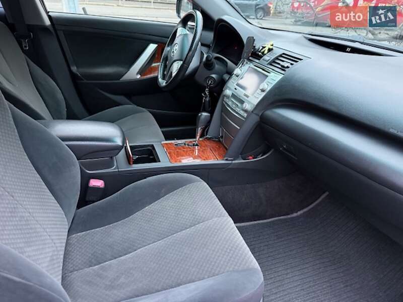 Седан Toyota Camry 2008 в Києві