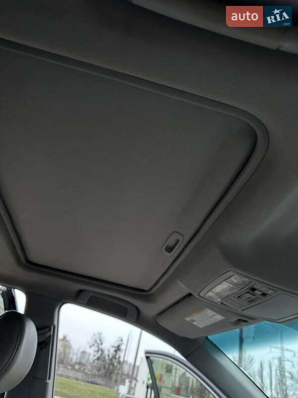 Седан Toyota Camry 2007 в Києві