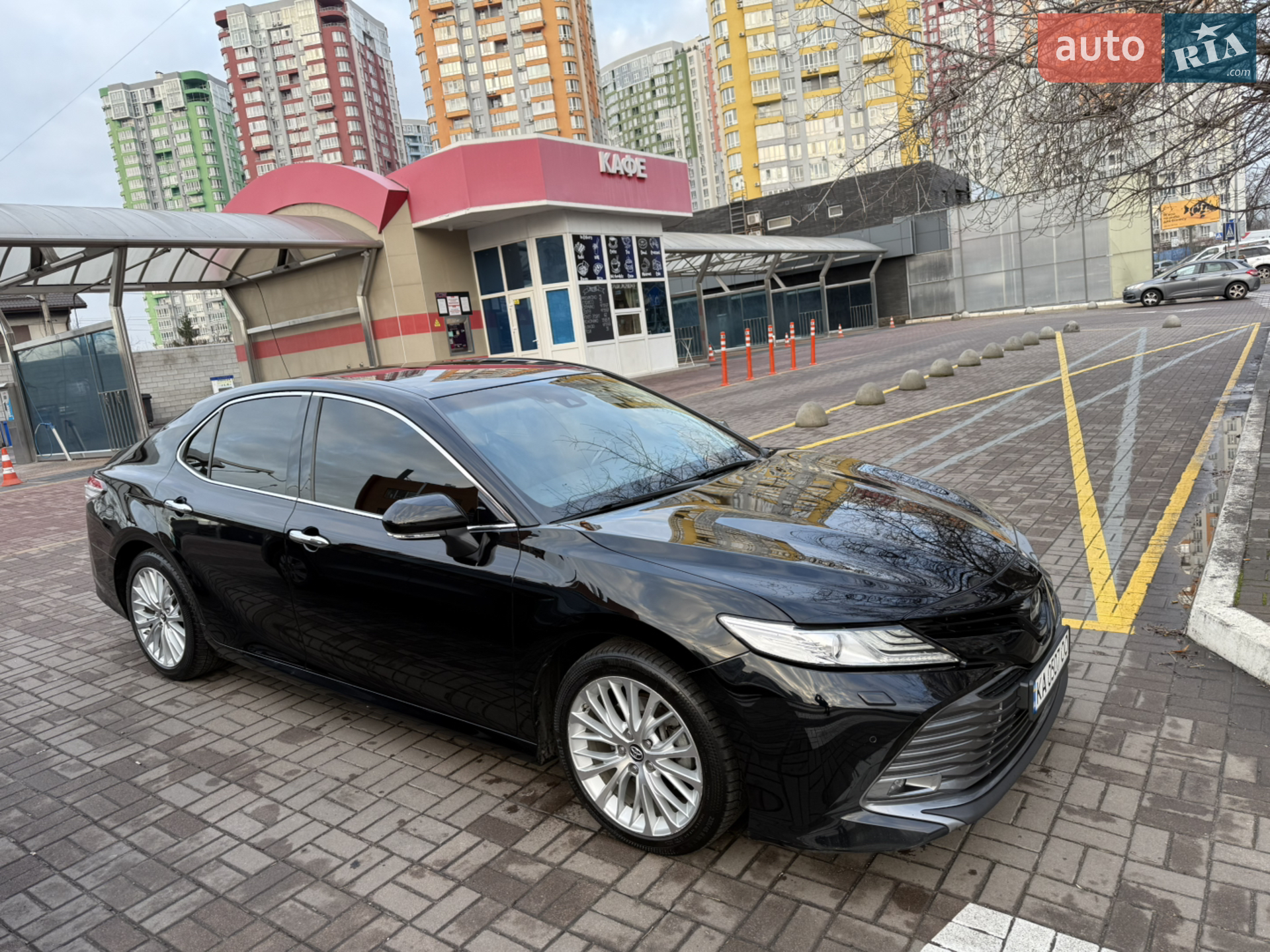 2018 Toyota Camry - мініатюра 5