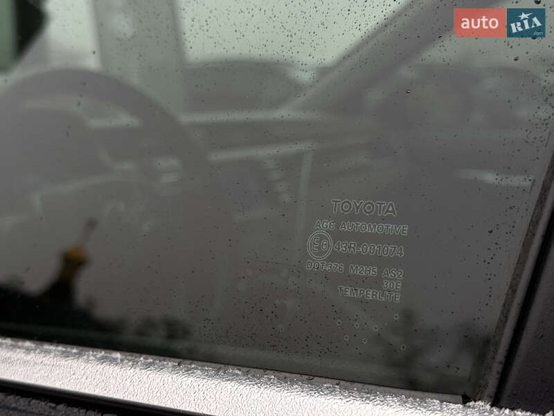 Седан Toyota Camry 2018 в Харкові фото 37 Седан Toyota Camry 2018 в Харкові