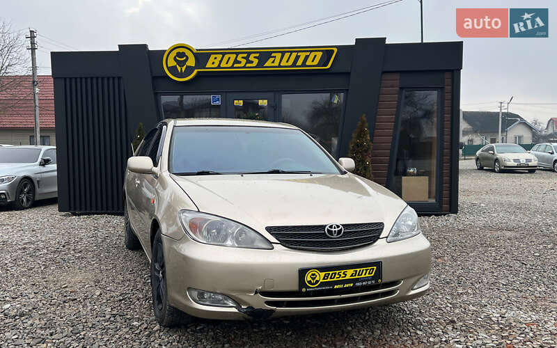 Toyota Camry 2004 Toyota Camry 2004