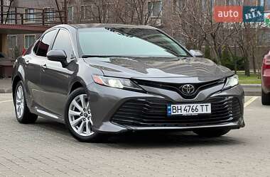 Седан Toyota Camry 2017 в Одесі