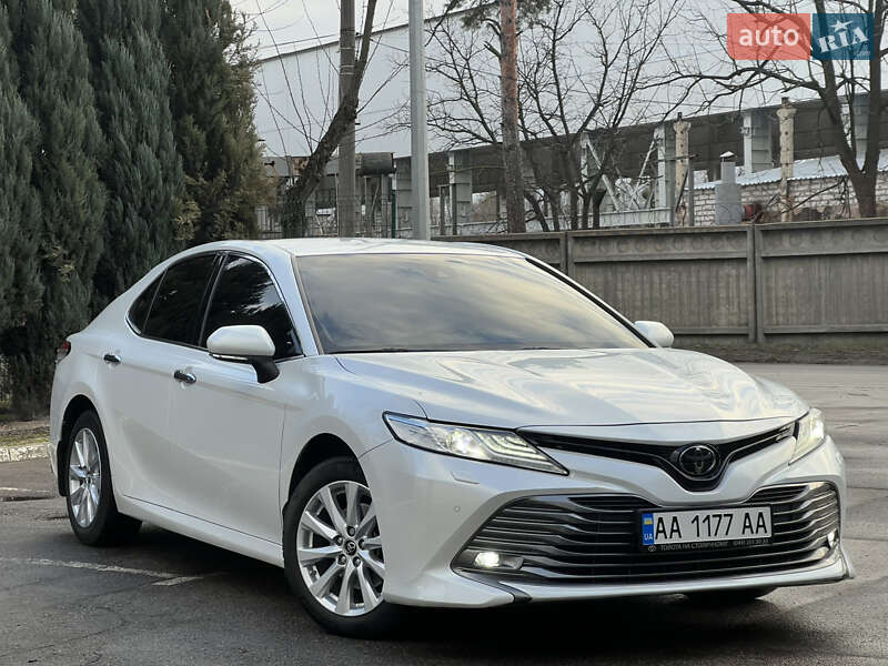 Toyota Camry 2018