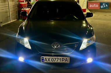Седан Toyota Camry 2008 в Харькове