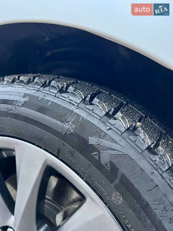 Седан Toyota Camry 2018 в Павлограде