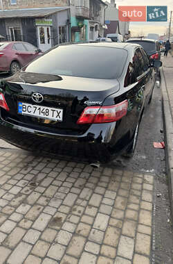 Седан Toyota Camry 2008 в Львове